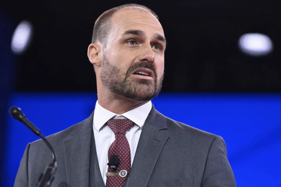 com-50-faltas,-eduardo-bolsonaro-se-aproxima-da-perdademandato;-entenda