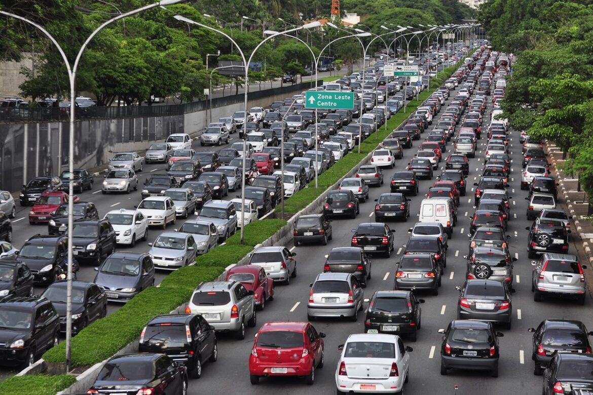 sem-a-autoescola,-de-quem-sera-o-carro-usado-na-prova-pratica?-entenda