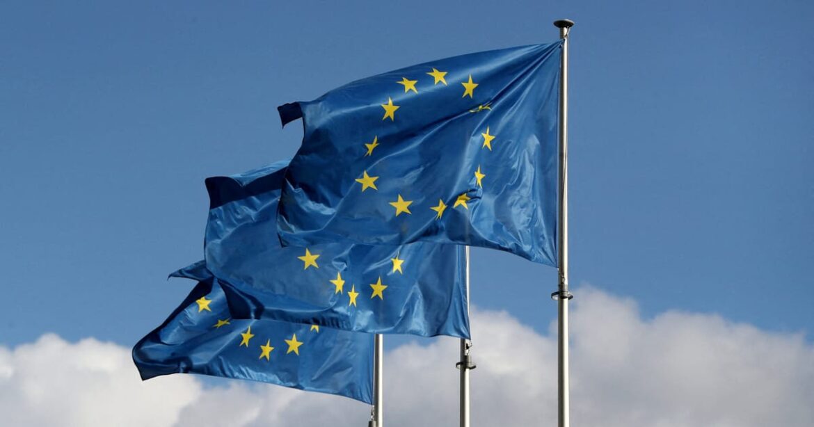 ue-propoe-usar-ativos-russos-congelados-ou-emprestimos-para-dar-90-bi-de-euros-a-ucrania