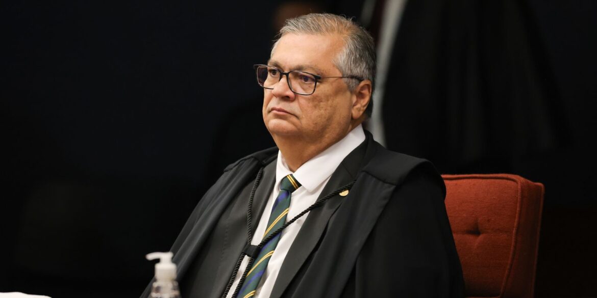 dino-vota-pela-condenacao-de-cinco-pms-do-df-a-16-anos-pelo-8/1