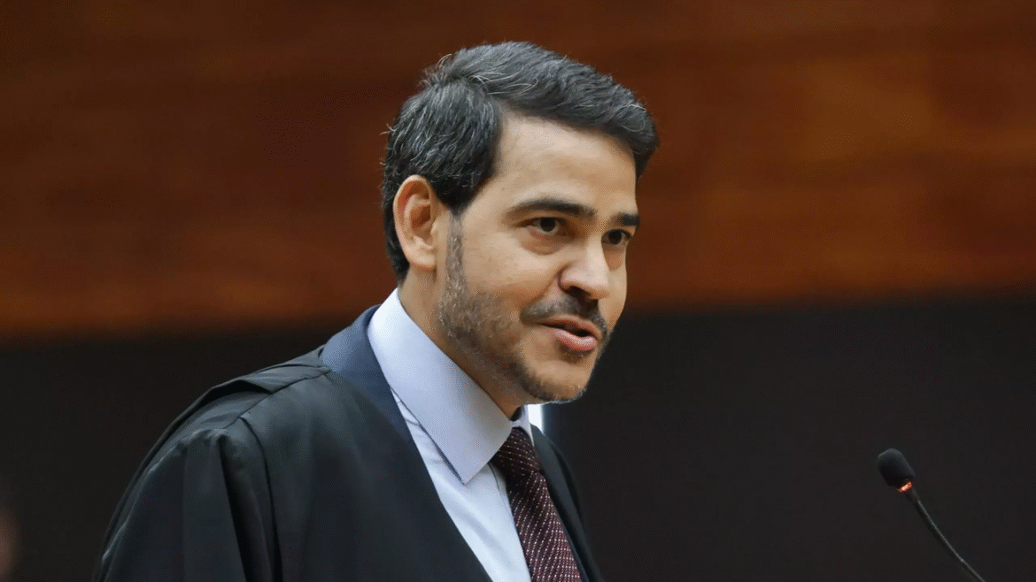 messias-pede-que-gilmar-mendes-suspenda-liminar-sobre-impeachment-de-ministros-do-stf