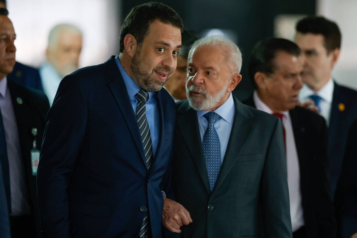 governo-quer-aprovar-regulamentacao-de-trabalho-por-aplicativo-ate-abril-de-2026
