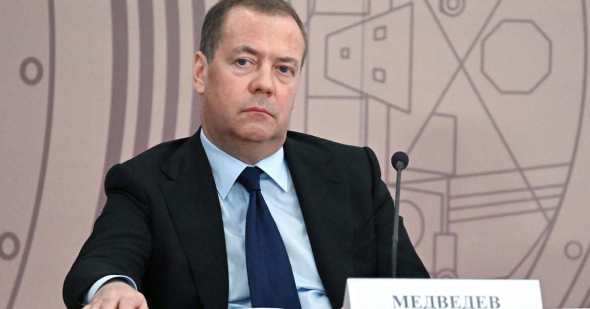 medvedev-diz-que-apreensao-de-ativos-russos-pela-ue-pode-ser-equivalente-a-justificativa-para-guerra