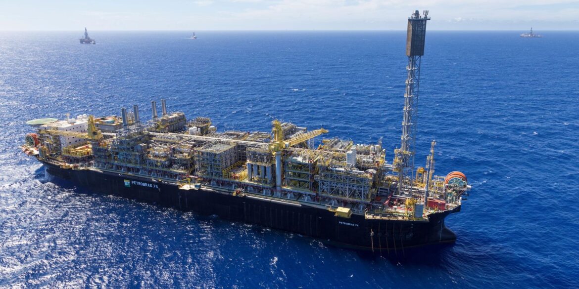 petrobras-amplia-participacao-em-areas-do-pre-sal-apos-leilao