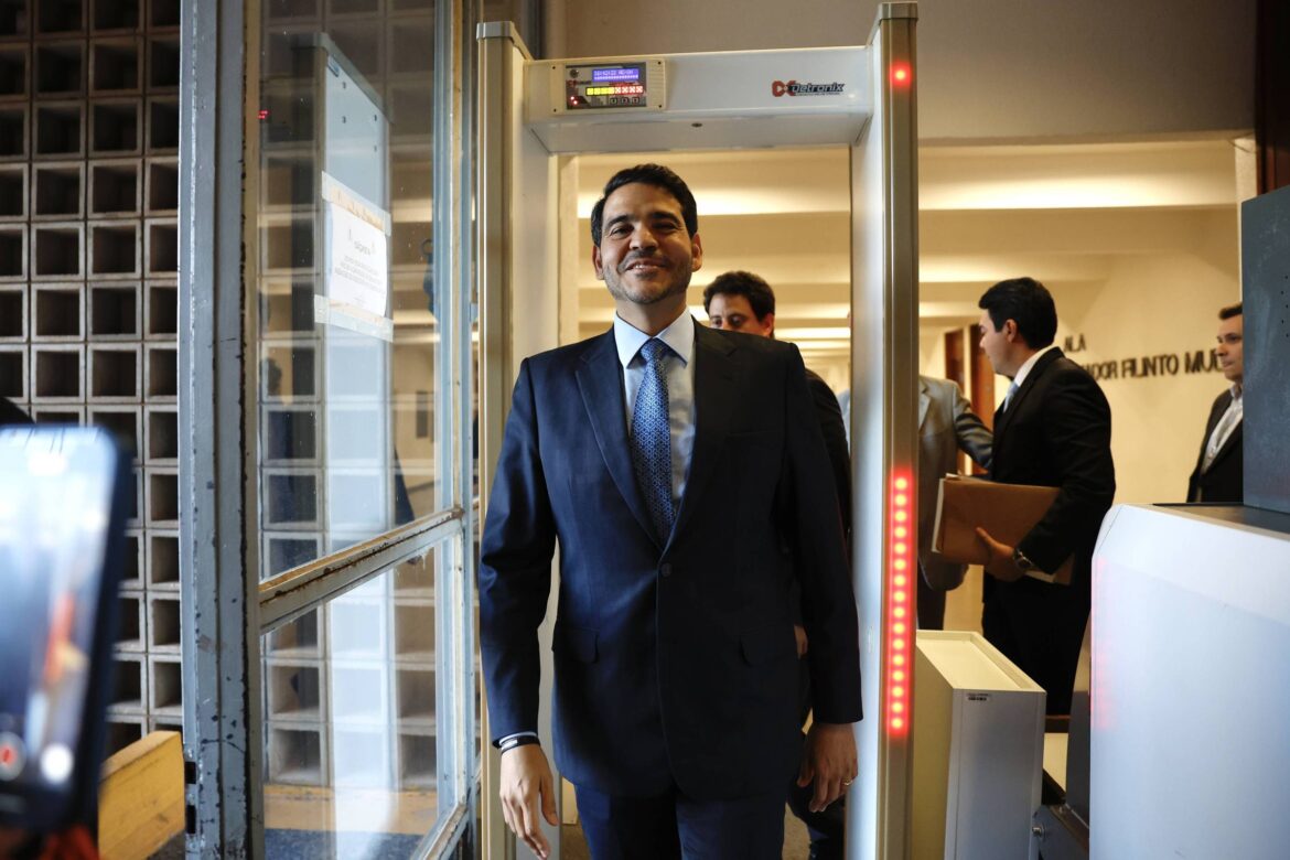 messias-indica-visao-conservadora-sobre-aborto-e-aval-a-emendas-para-virar-votos-de-senadores