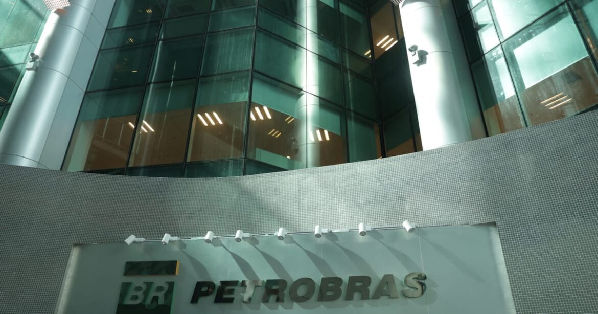 refinaria-da-petrobras-refap-bate-recorde-de-producao-de-diesel-s-10-em-novembro