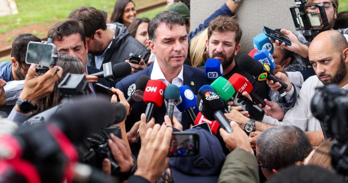 flavio-confirma-que-foi-escolhido-por-jair-bolsonaro-como-candidato-a-presidente