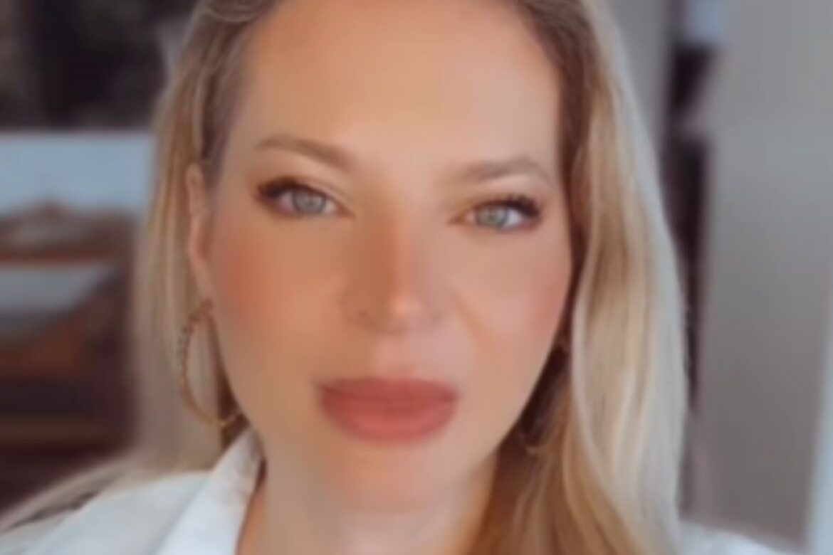 joice-hasselmann-ironiza-escolha-de-flavio-como-candidato-de-bolsonaro