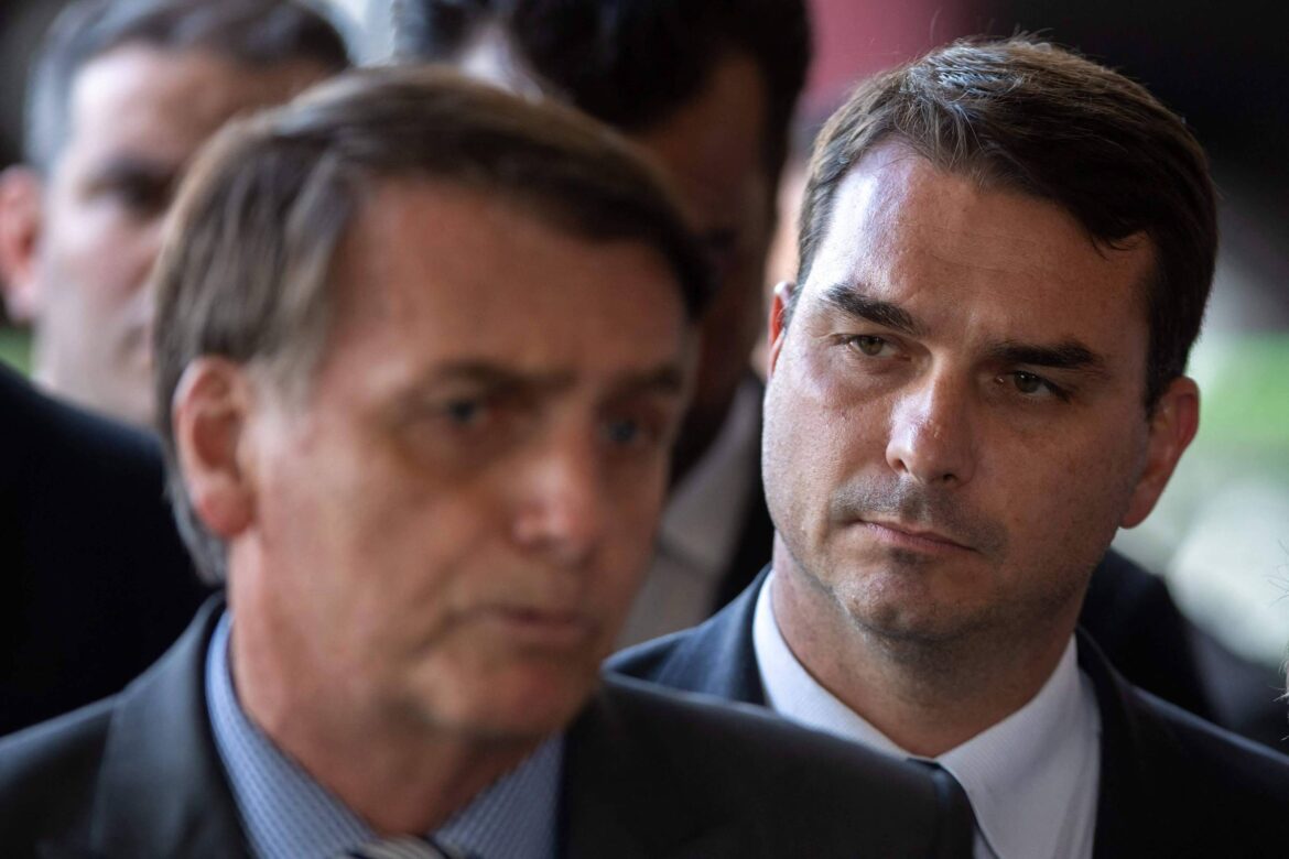 centrao-diz-que-bolsonaro-privilegia-sobrevivencia-da-familia-e-preve-isolamento-de-flavio