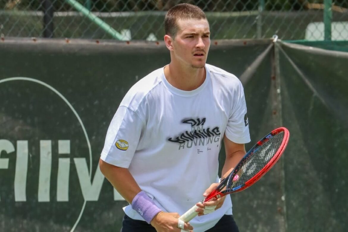 joao-fonseca-aparece-com-novo-visual-apos-promessa-no-atp-de-basel