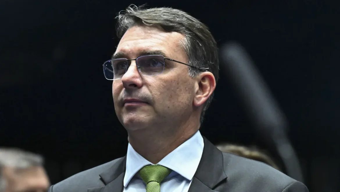 a-missao-de-flavio-hoje-pode-se-desmanchar-amanha.-por-moises-mendes