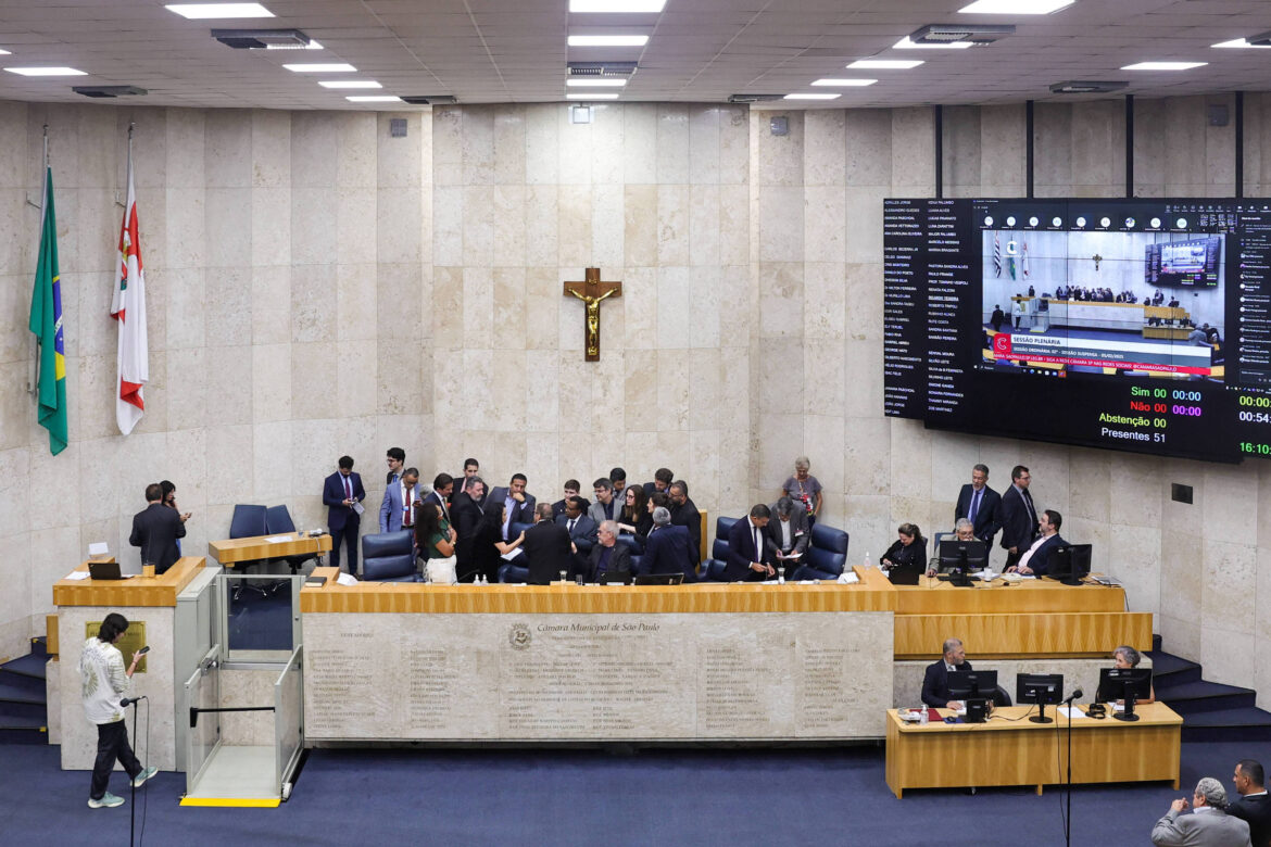 camara-de-sp-ameaca-conduzir-a-forca-executivos-de-construtoras-para-depor-em-cpi