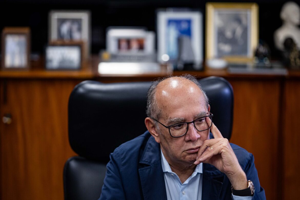aliados-recorrem-a-gilmar-para-levar-bolsonaro-a-prisao-domiciliar