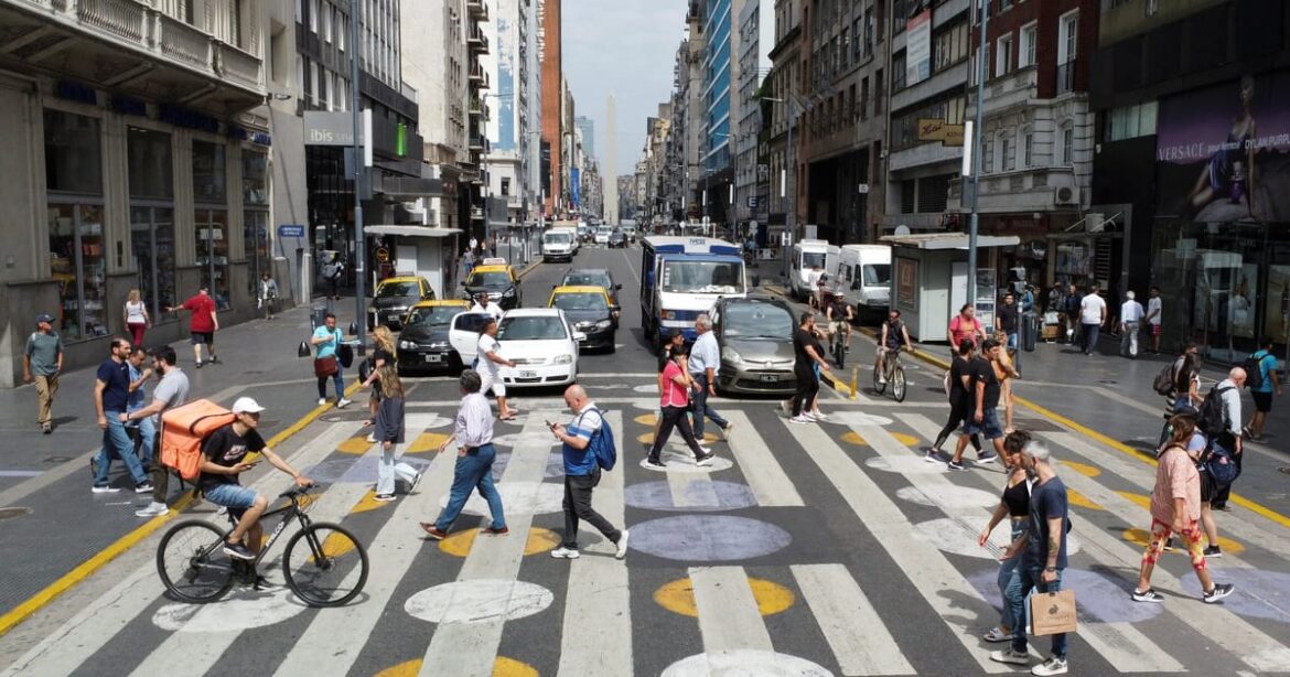 maior-competicao-aumentaria-producao-e-reduziria-desigualdade-na-america-latina,-diz-bid