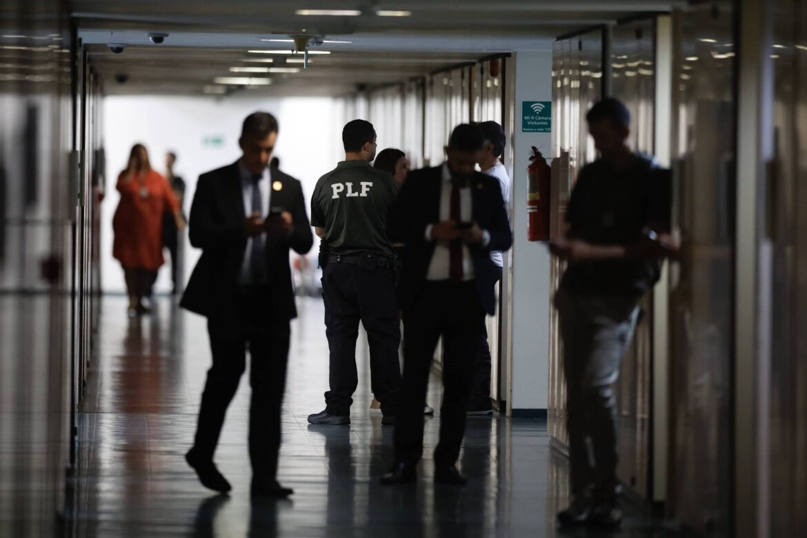 operacao-da-pf-sobre-emendas-incendeia-camara-e-aumenta-tensao-com-o-stf