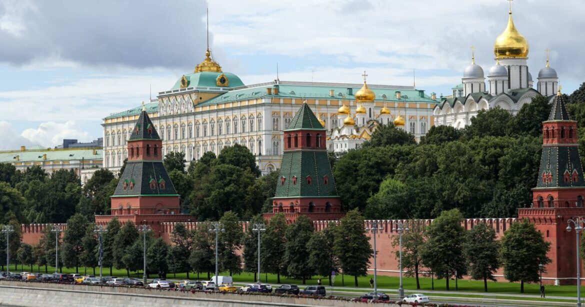 kremlin-sugere-que-pode-nao-gostar-de-novas-propostas-de-paz-apos-conversas-entre-eua-e-ucrania