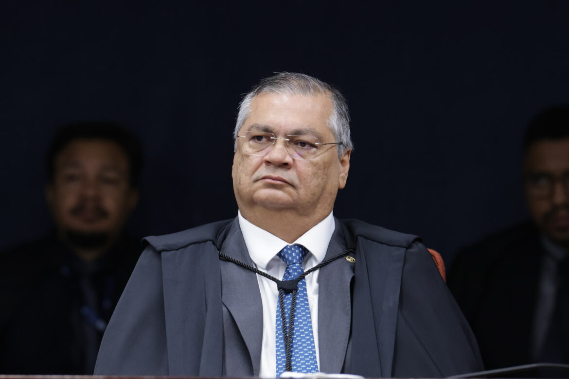 flavio-dino:-ex-assessora-atuava-supostamente-em-nome-de-lira
