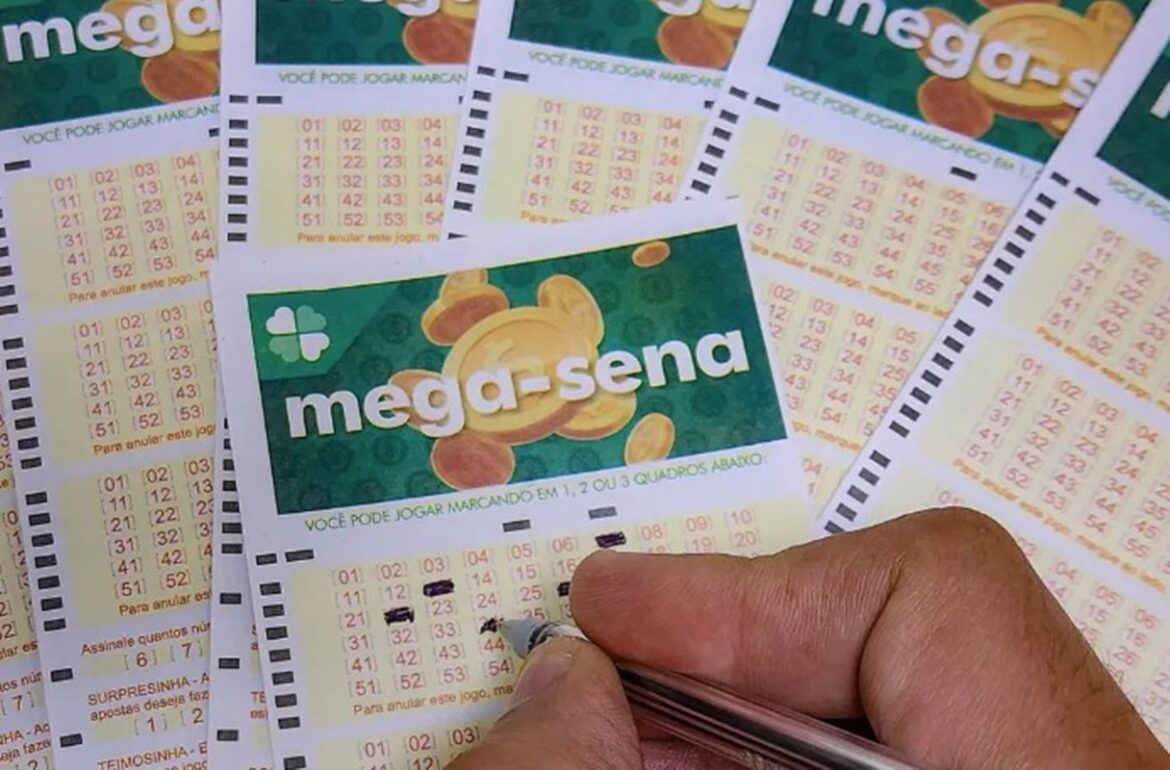 confira-as-dezenas-da-mega-sena-2951-e-demais-sorteios-de-hoje-(13/12)