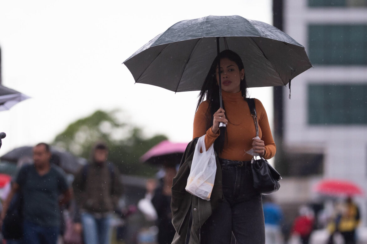 alerta-para-chuvas-intensas-em-todo-o-pais-se-mantem;-confira-o-clima