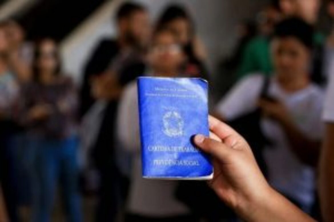 semana-comeca-com-cerca-de-500-vagas-nas-agencias-do-trabalhador-no-df