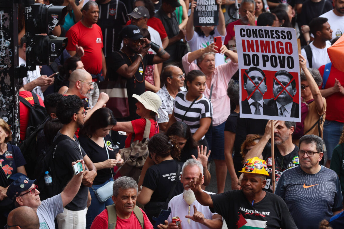 lideres-de-esquerda-se-dividem-sobre-embate-com-congresso-e-ofensas-a-motta-na-paulista