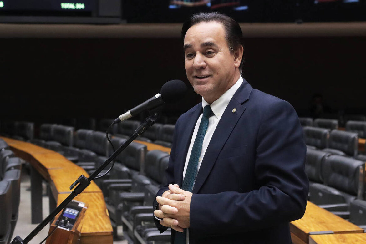 suplente-de-zambelli-elogia-renuncia-e-promete-mandato-de-continuidade