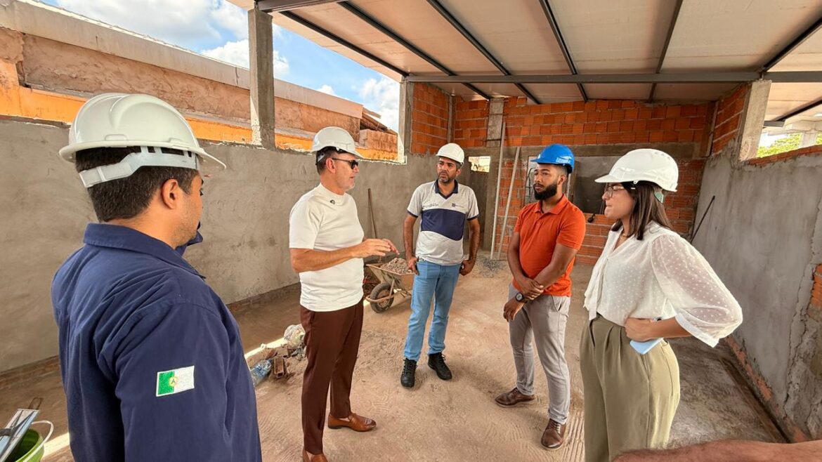 deputado-avallone-vistoria-obras-dos-caps-ii-e-iii-em-cuiaba