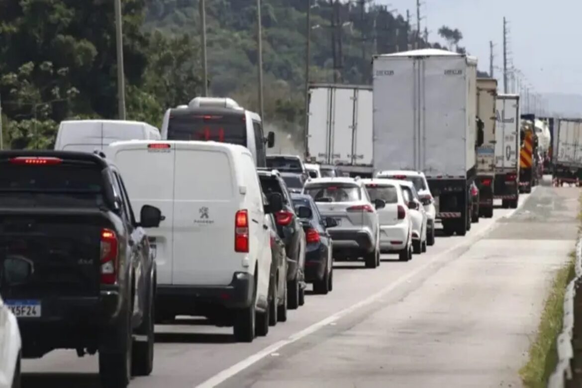 sc:-rodovias-terao-boom-no-fim-de-ano;-mais-de-4-milhoes-de-veiculos