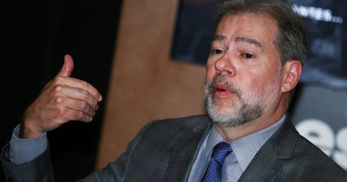 toffoli-autoriza-pf-a-fazer-oitivas-imediatas-de-investigados-no-caso-do-banco-master-e-dirigentes-do-bc