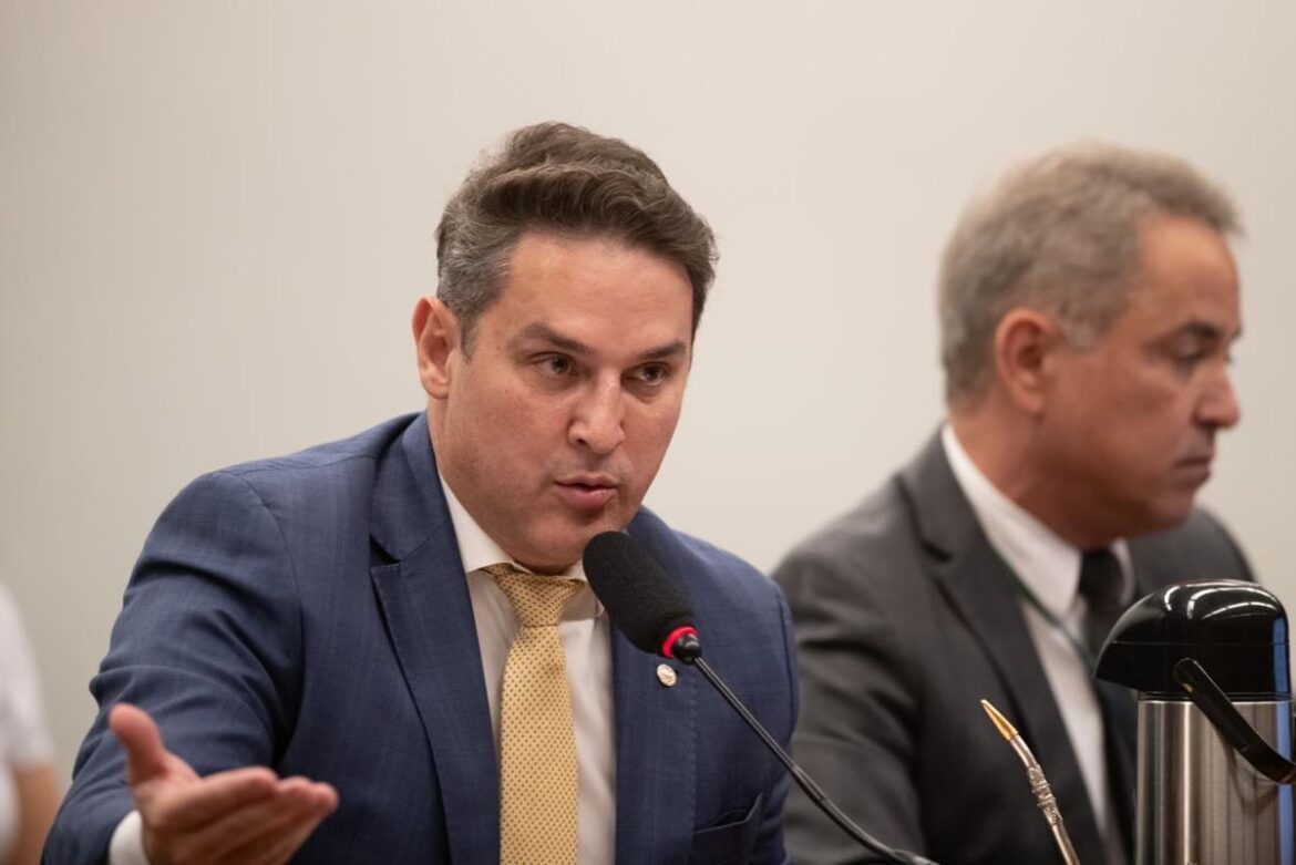 nem-o-centrao-esta-com-ele,-avalia-oposicao-sobre-gestao-de-motta