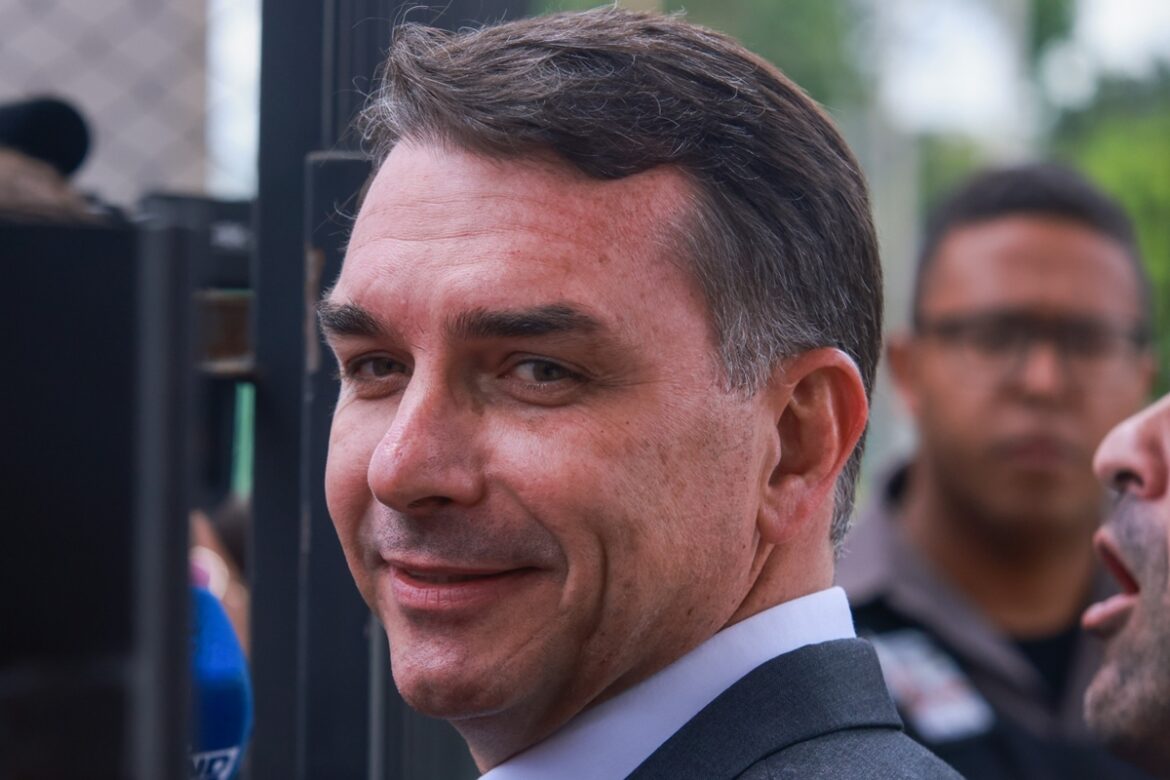 quaest:-49%-acham-que-flavio-vai-ate-o-fim-com-candidatura
