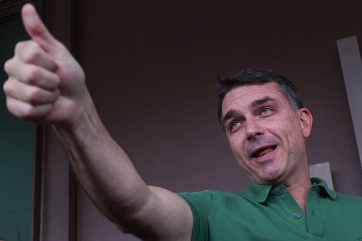 flavio-bolsonaro-estreia-agenda-internacional-ao-lado-de-netanyahu