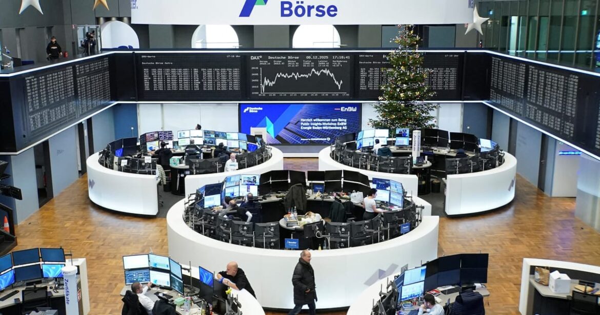 acoes-europeias-fecham-em-nova-maxima-recorde-com-impulso-de-novo-nordisk-a-setor-de-saude