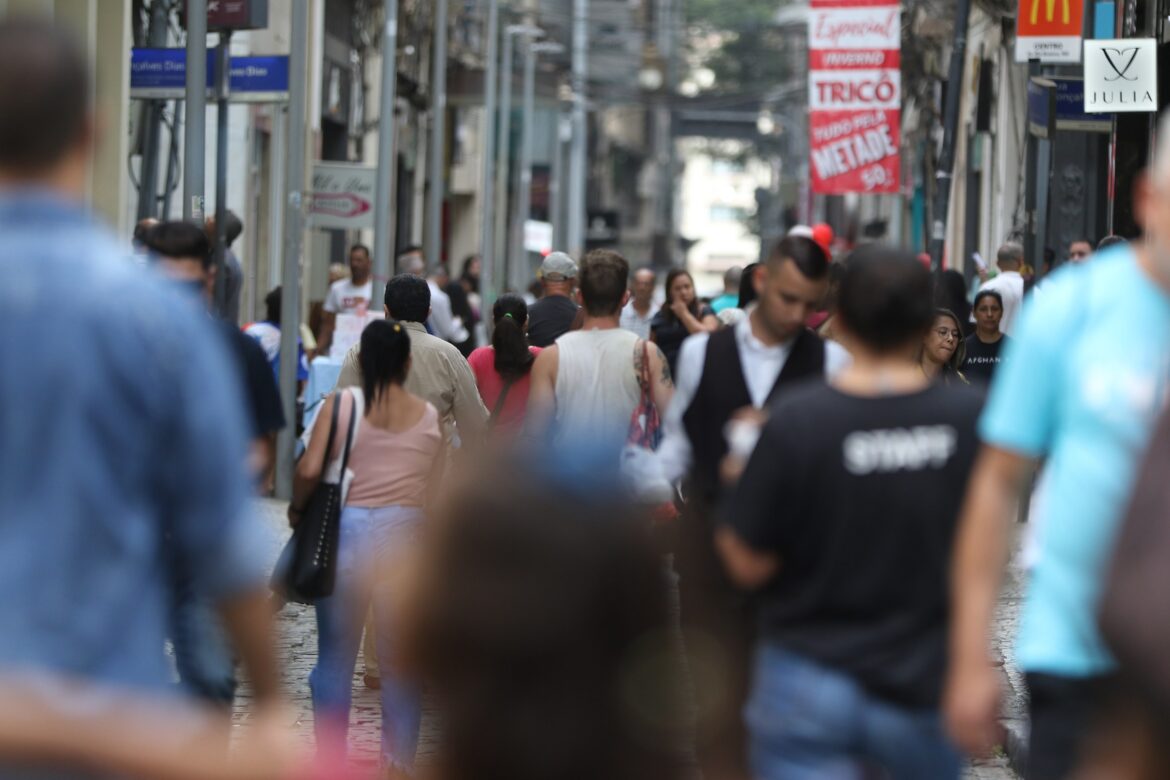 otimismo:-69%-projetam-melhoras-pessoais-em-2026;-aponta-datafolha
