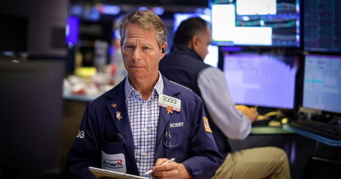wall-street-abre-ultima-semana-do-ano-em-queda
