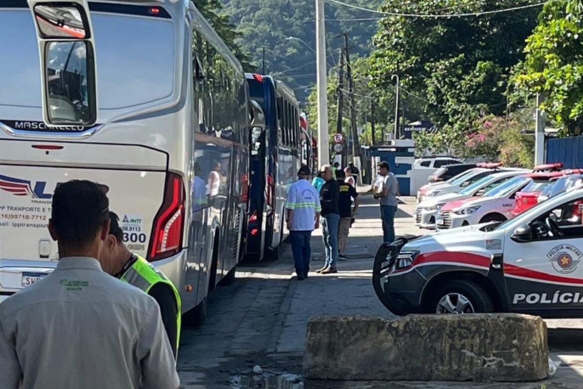 guaruja-suspende-entrada-de-onibus-e-vans-durante-o-reveillon