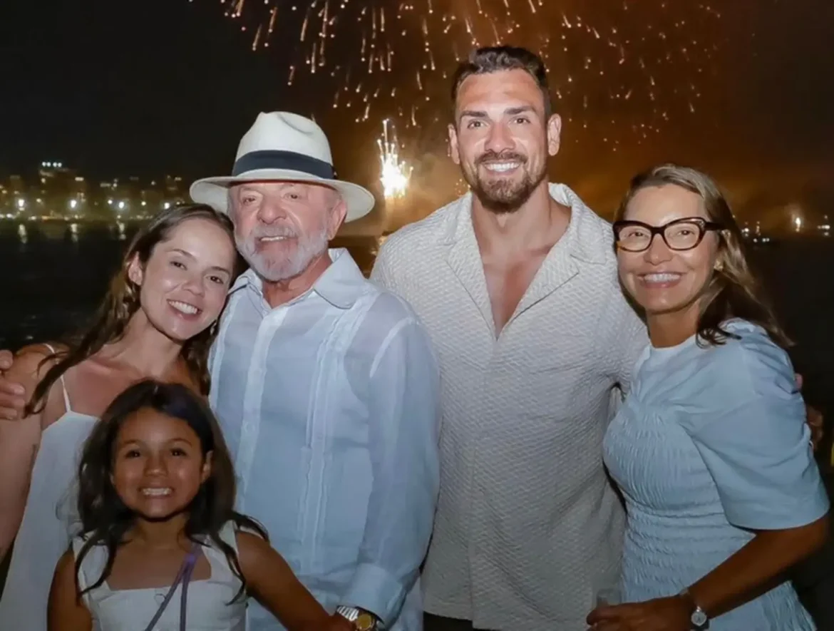 lula-vira-o-ano-no-forte-de-copacabana-em-celebracao-discreta