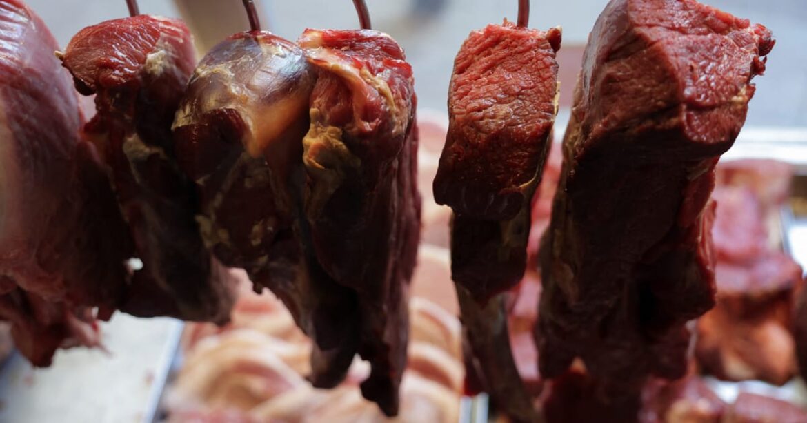 minerva-e-mbrf-recuam-forte-na-b3-apos-china-impor-tarifas-para-carne-bovina