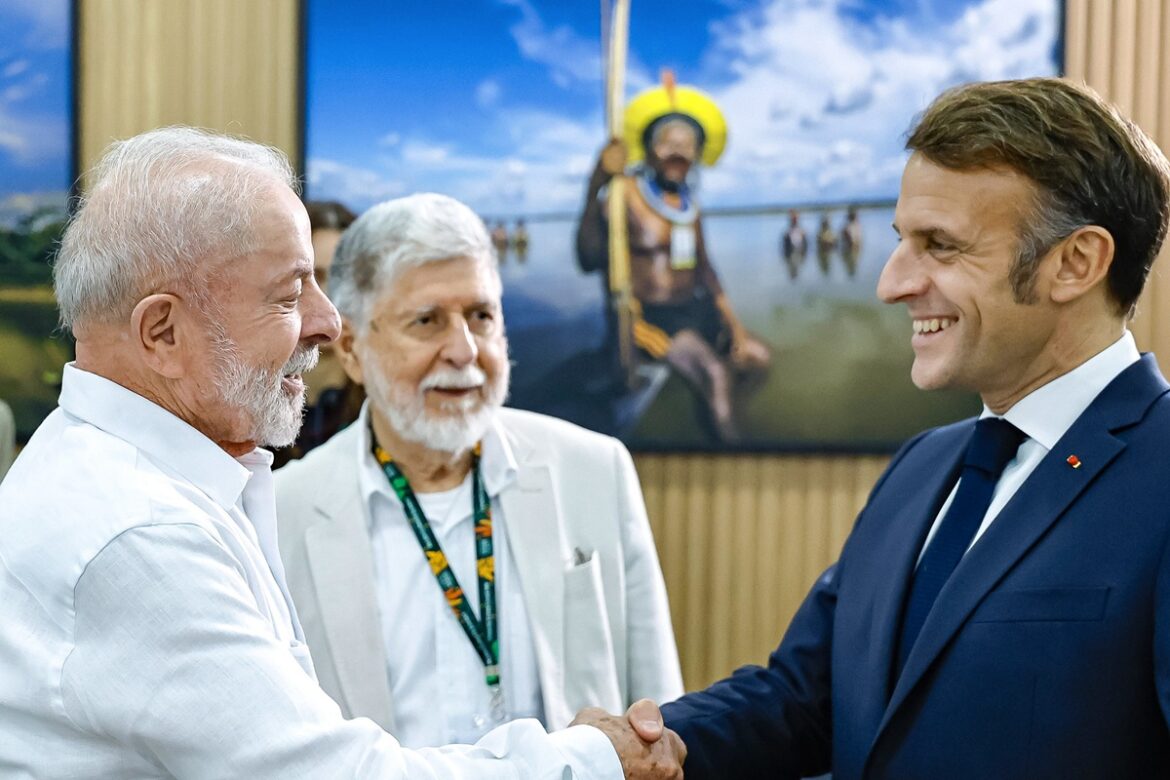 aliado-de-lula,-macron-comemora-queda-de-maduro:-venezuela-esta-livre