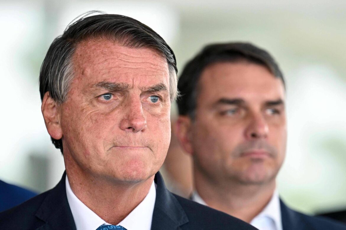 maluco-e-pilantra:-sobrenome-bolsonaro-desgasta-ate-entre-os-seus-eleitores,-aponta-pesquisa