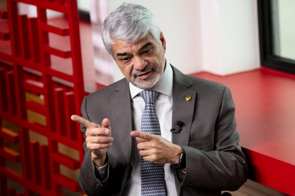 presidente-do-parlasul,-petista-critica-a-onu:-“nao-ladra-nem-morde”