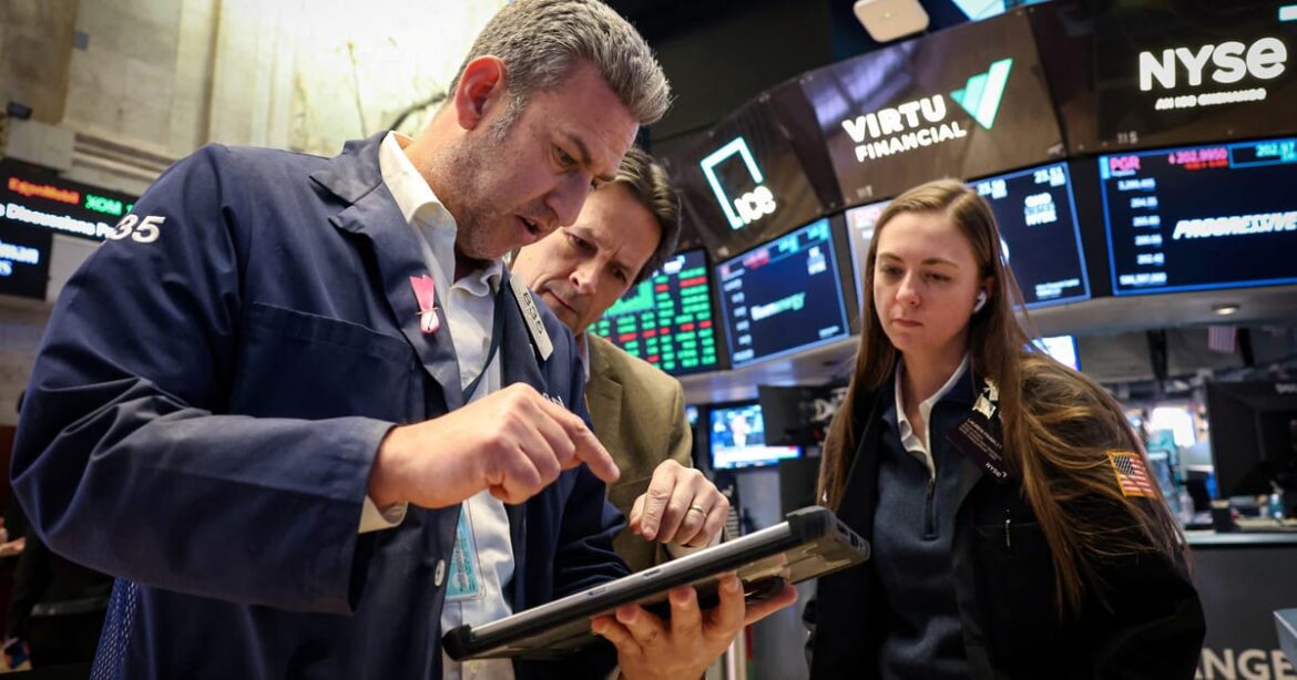 wall-street-abre-em-baixa-com-queda-de-precos-de-commodities