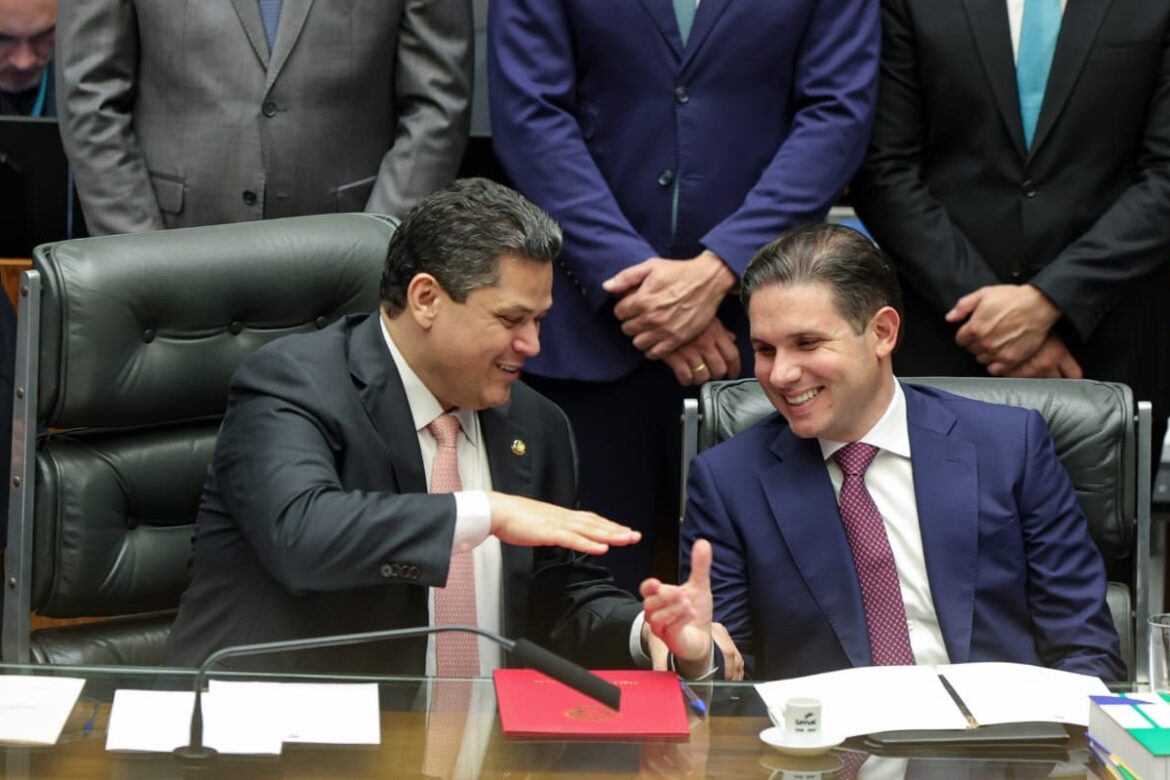 no-congresso,-motta-fala-em-acelerar-debate-do-fim-da-escala-6×1