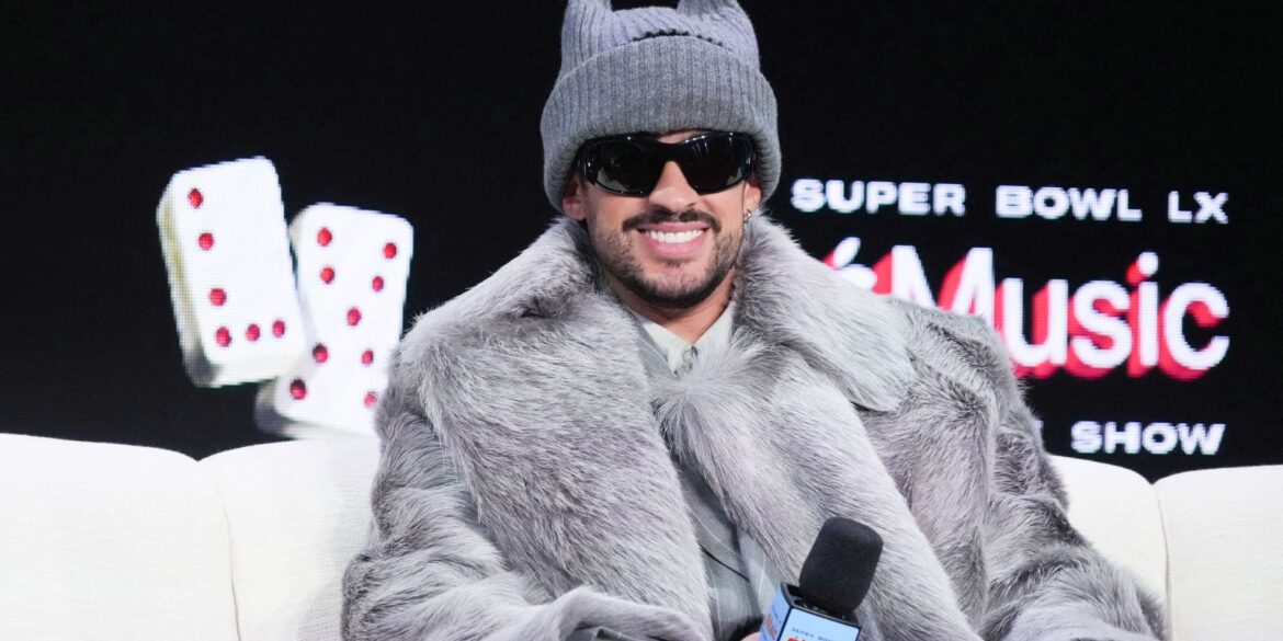 bad-bunny,-vencedor-do-grammy-e-critico-de-trump,-canta-no-super-bowl