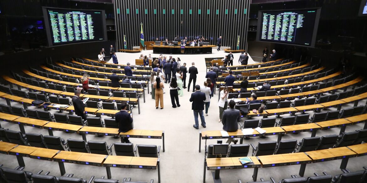 camara-acelera-projeto-que-gera-renuncia-fiscal-de-r$-1,1-bilhao