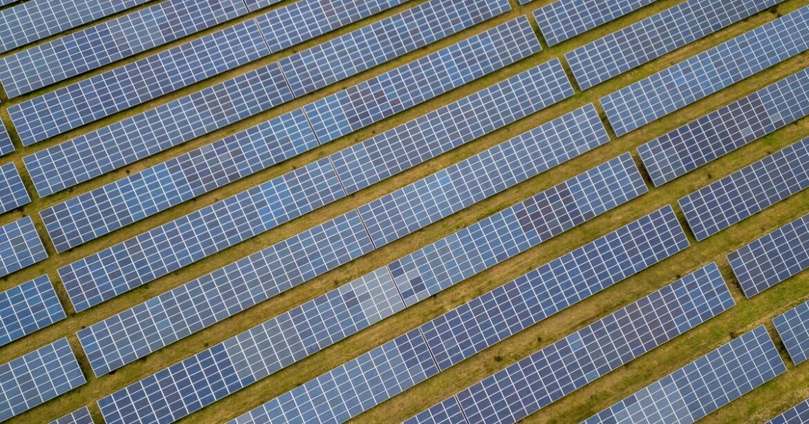 reino-unido-garante-recorde-de-energia-solar-em-leilao-de-fontes-renovaveis