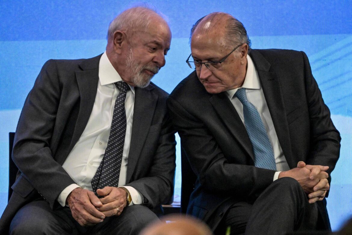 pt-aposta-que-lula-repetira-2006,-quando-deixou-vice-para-ultima-hora