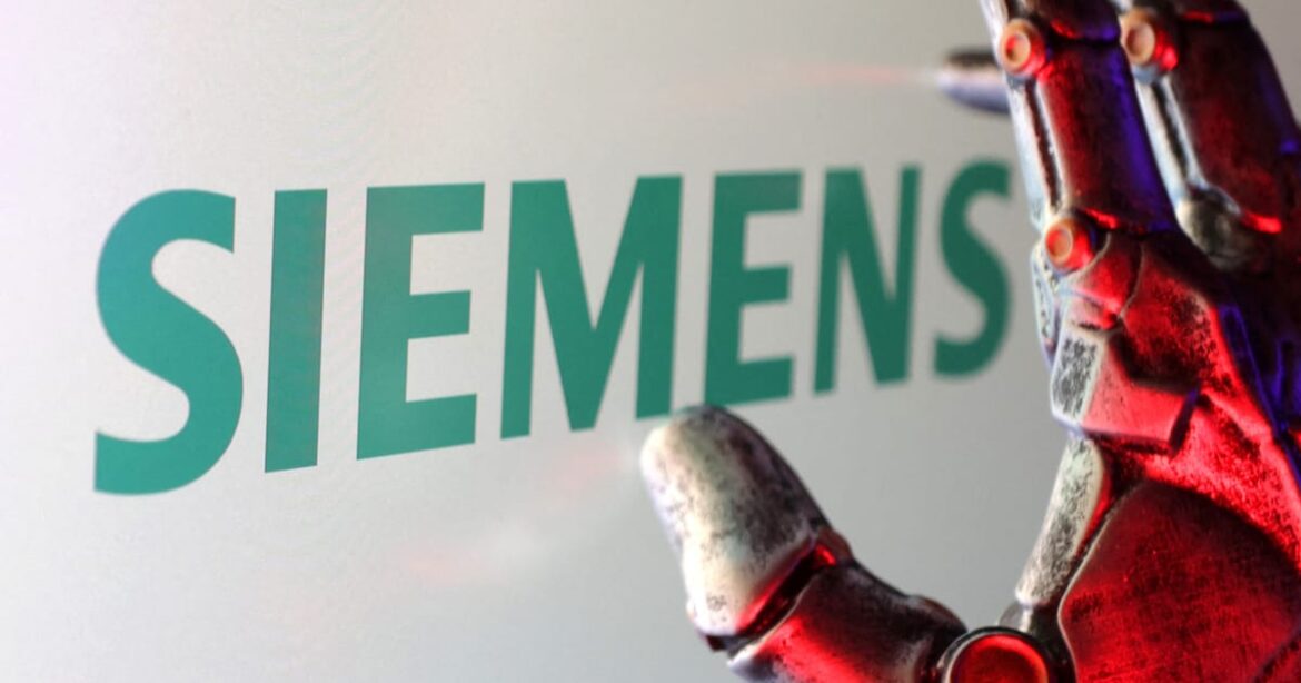 siemens-melhora-perspectivas-de-lucro-para-2026-devido-a-demanda-por-centros-de-dados