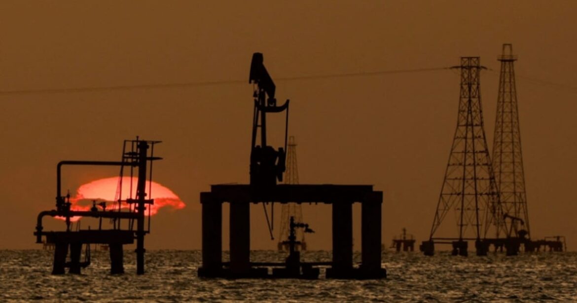petroleo-sobe-1%-com-tensao-no-oriente-medio