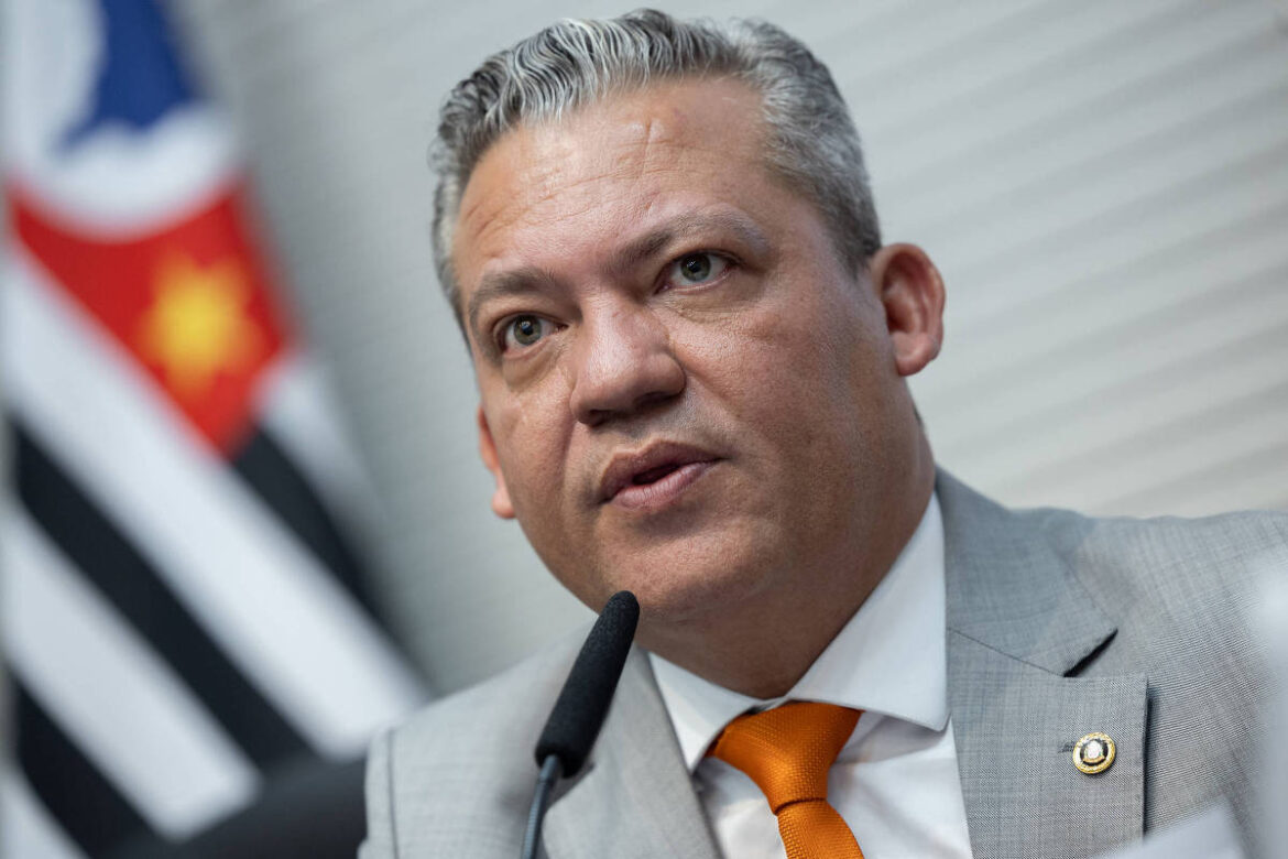 pl-negocia-filiacao-de-lider-de-kassab-na-assembleia-de-sp,-em-meio-a-disputa-com-psd